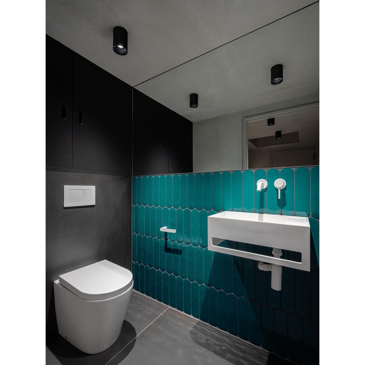 <img src="WEBSITE - (8052)_007.jpg" alt="ROSTRUM - converted warehouse and office fit out in Covent Garden by PLANSTUDIO ARCHITECTURE"/>