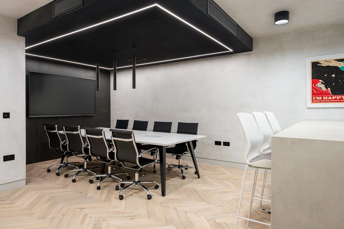 <img src="WEBSITE - (8052)_010.jpg" alt="ROSTRUM - converted warehouse and office fit out in Covent Garden by PLANSTUDIO ARCHITECTURE"/>